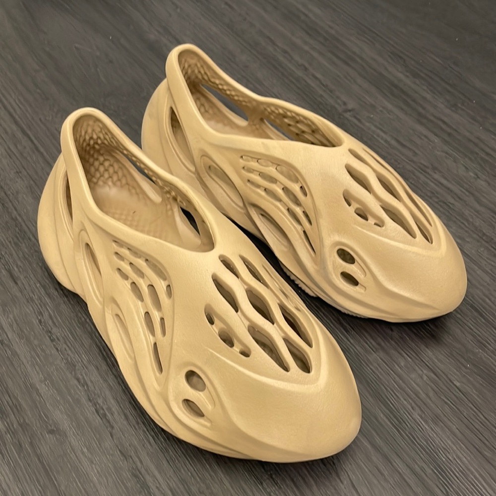 Yeezy Foam Runner - Ochre - Size 7